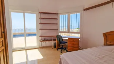 Chalet in Lirios photo 10