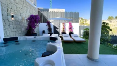 Apartment in La Fustera photo 12