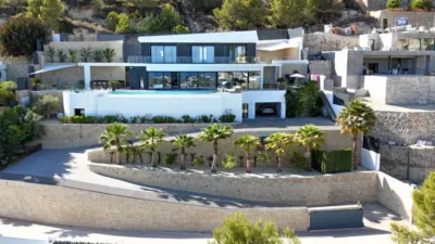 Apartment in La Fustera photo 3