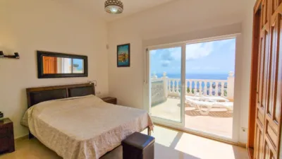 Chalet in Lirios photo 7