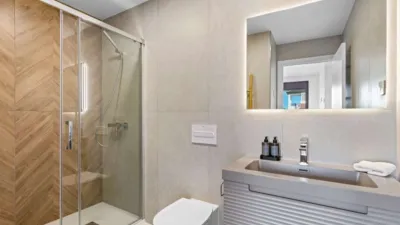 Casa en Cerca del Aeropuerto, Cerca de Campo de Golf, Campo, Cerca de Escuelas, Hospital, Zona Residencial photo 33