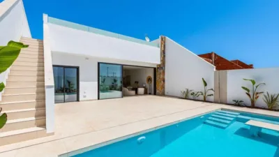 House in Cerca del Aeropuerto, Near Golf Course, Countryside, Close to Schools, Hospital, Residential Area photo 4