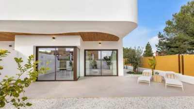 House in Cerca del Aeropuerto, Near Golf Course, Countryside, Close to Schools, Hospital, Residential Area photo 4