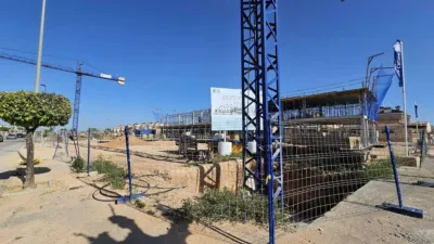 Casa en Cerca del Aeropuerto, Área Comercial, Cerca de Campo de Golf, Campo, Cerca de Escuelas, Hospital, Zo photo 12