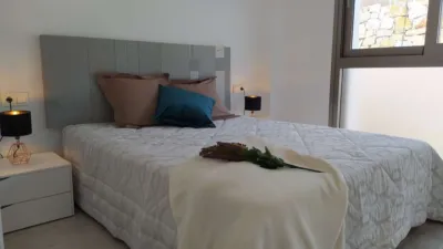 House in Villamartin, close to the airport, golf course, countryside, schools, hospital, and residential area. photo 16