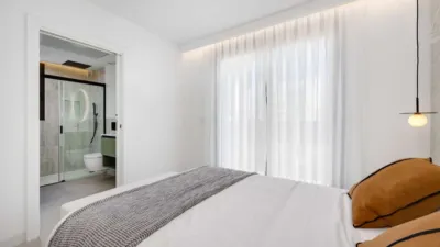 House near Restaurants, Easy Access, Residential Area, Quiet, Urbanization photo 21