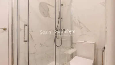 Apartment on Calle de Ayala photo 25