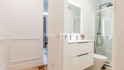 Apartment on Calle de Ayala photo 35