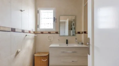 Apartment at Carrer del Lago Bañolas, 22 photo 15