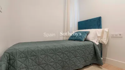 Apartment on Calle de Ayala photo 32