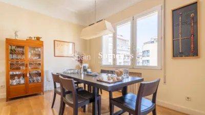Apartment on Calle de Antonio Acuña photo 4