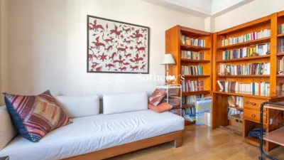 Apartment on Calle de Antonio Acuña photo 30