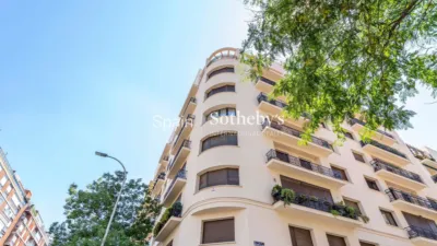 Apartment on Calle de Antonio Acuña photo 40