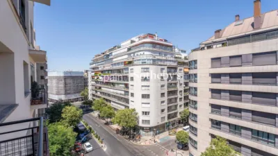 Apartment on Calle de Antonio Acuña photo 7