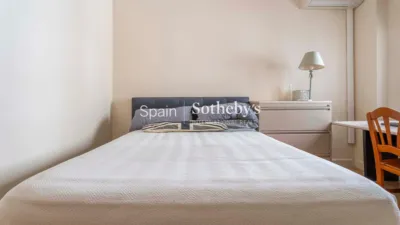 Apartment on Calle de Antonio Acuña photo 21