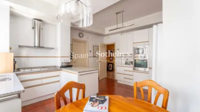 Apartment on Calle de Antonio Acuña photo 15