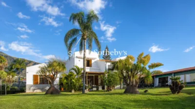 House on Calle Centauro photo 2