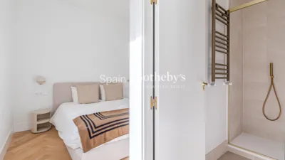 Flat on Calle de Santa Cruz de Marcenado photo 25
