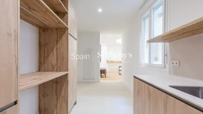Flat on Calle de Santa Cruz de Marcenado photo 9