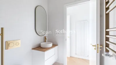 Flat on Calle de Santa Cruz de Marcenado photo 23