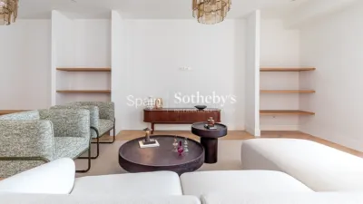 Flat on Calle de Santa Cruz de Marcenado photo 5