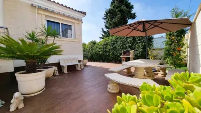 Chalet in La Mata photo 25