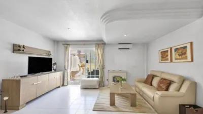 Apartment on Calle Austria, No. 120 photo 8