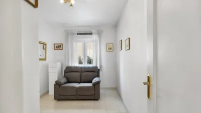 Apartment on Calle Austria, No. 120 photo 20