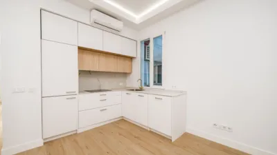 Apartment on Calle de Ibiza, No. > photo 12