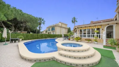 Single-family home in Cabo Roig-La Zenia-La Regia photo 50