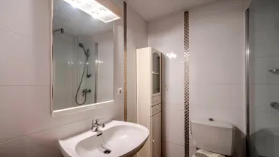 Apartment on Avenida de Alfonso X El Sabio, No. > photo 28