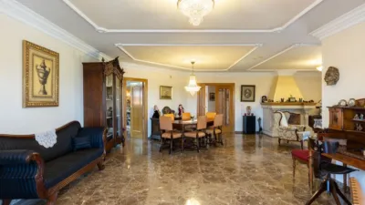 Single-family home on Carrer Vall Dalbaida, nº photo 4