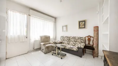 Single-family home on Calle de Luis Camoens, No. photo 5