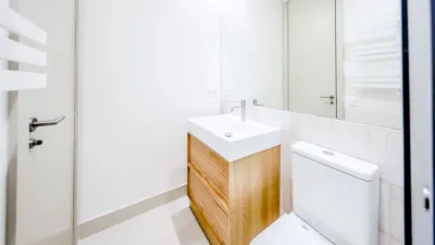 Flat on C. del Gral. Oráa, nº > photo 26