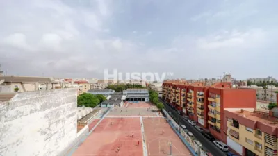 Apartment on Moriones Street, No. > photo 26