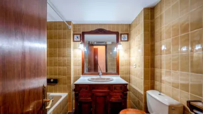 Apartment on Avenida de Alfonso X El Sabio, No. > photo 17