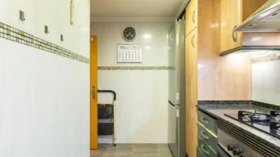 Apartment on Carrer de Lenginyer José Sirera, No. photo 16
