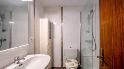 Apartment on Avenida de Alfonso X El Sabio, No. > photo 27