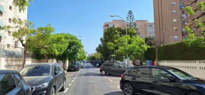 Casa adosada en Avenida de los Países Escandinavos, nº > photo 15