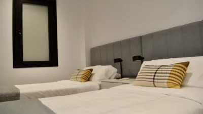 Flat on C. de La Alameda, nº > photo 22