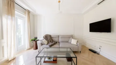 Apartment on Av. de La Ciudad de Barcelona, nº photo 2