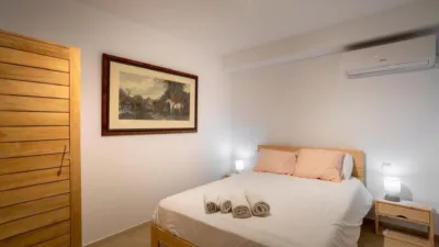 Terraced house in Carrer dels Oms, nº > photo 10
