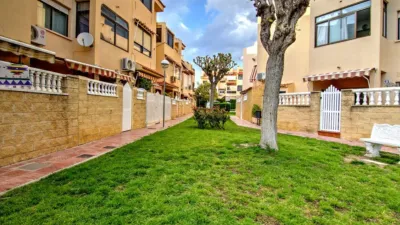 Semi-detached house in Villamontes-Boqueres photo 24