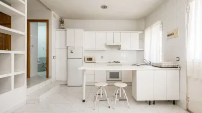 Single-family home on Calle de Luis Camoens, No. photo 8