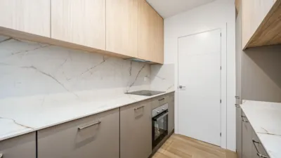 Apartment on Avenida de Bruselas, No. > photo 10