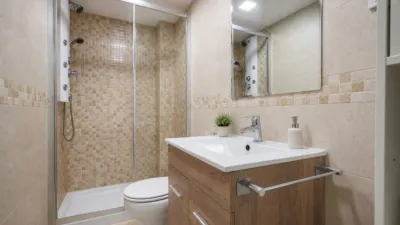Single-family home on Avenida de las Vegas, No. > photo 26