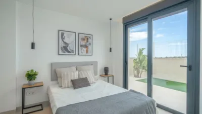 Semi-detached house on Carrer Morella, nº > photo 16