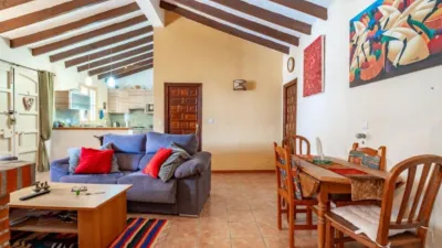 Single-family home on Calle Los Tablazos, No. photo 3