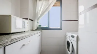 Apartment on Calle Pobladores, No. > photo 9