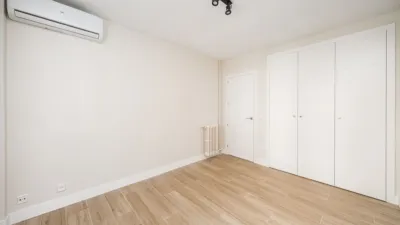 Apartment on Avenida de Bruselas, No. > photo 14
